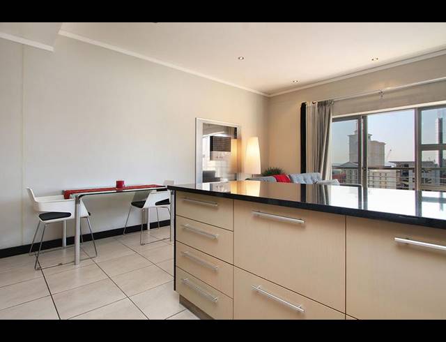 1 BEDROOM PROPERTY TO RENT IN CAPE TOWN CITY CENTRE